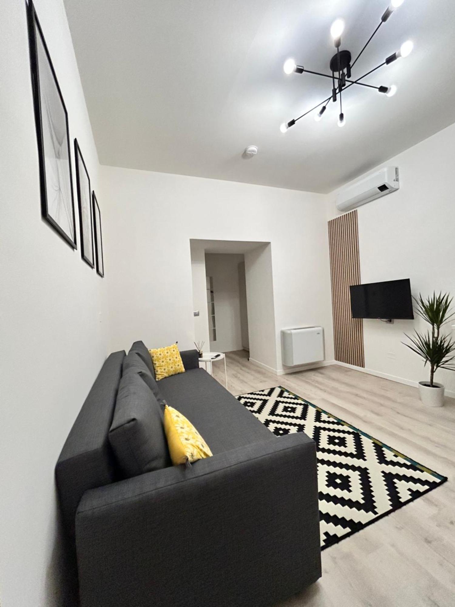 ורונה Tezone Seven Apartments מראה חיצוני תמונה